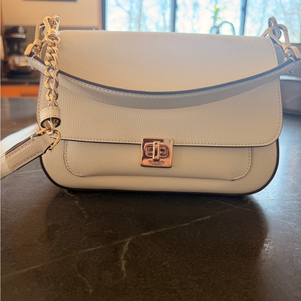 Kate Spade brand new Cream Shoulder Bag with Gold Hardware